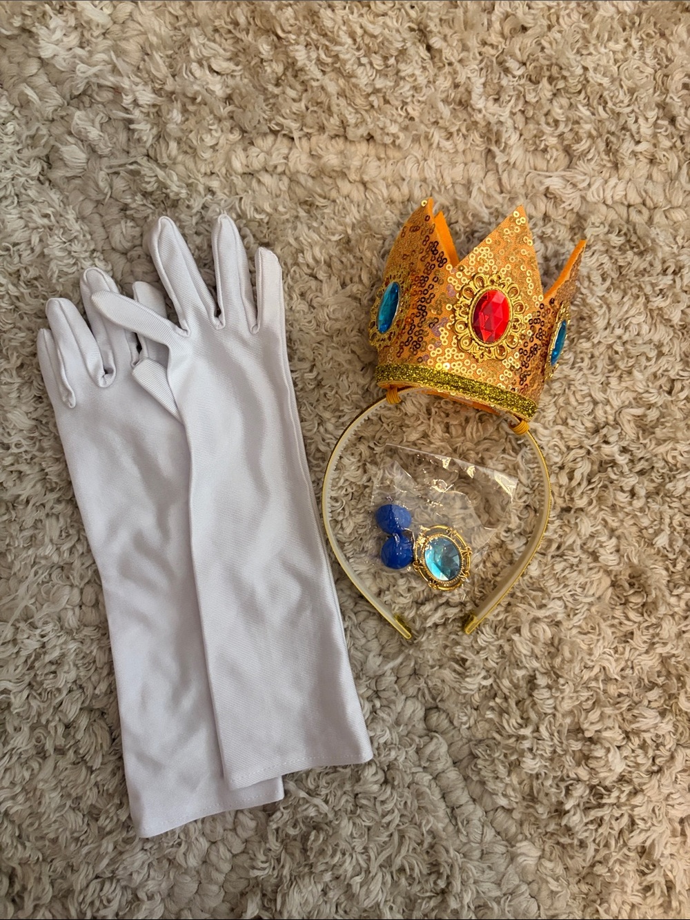 Princess peach costume accessories.